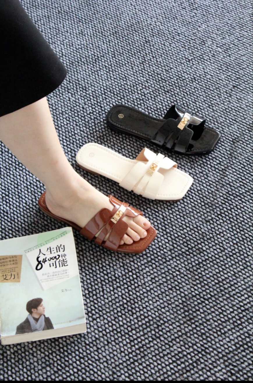 Sandales Vernies Style H + Fermoir Doré