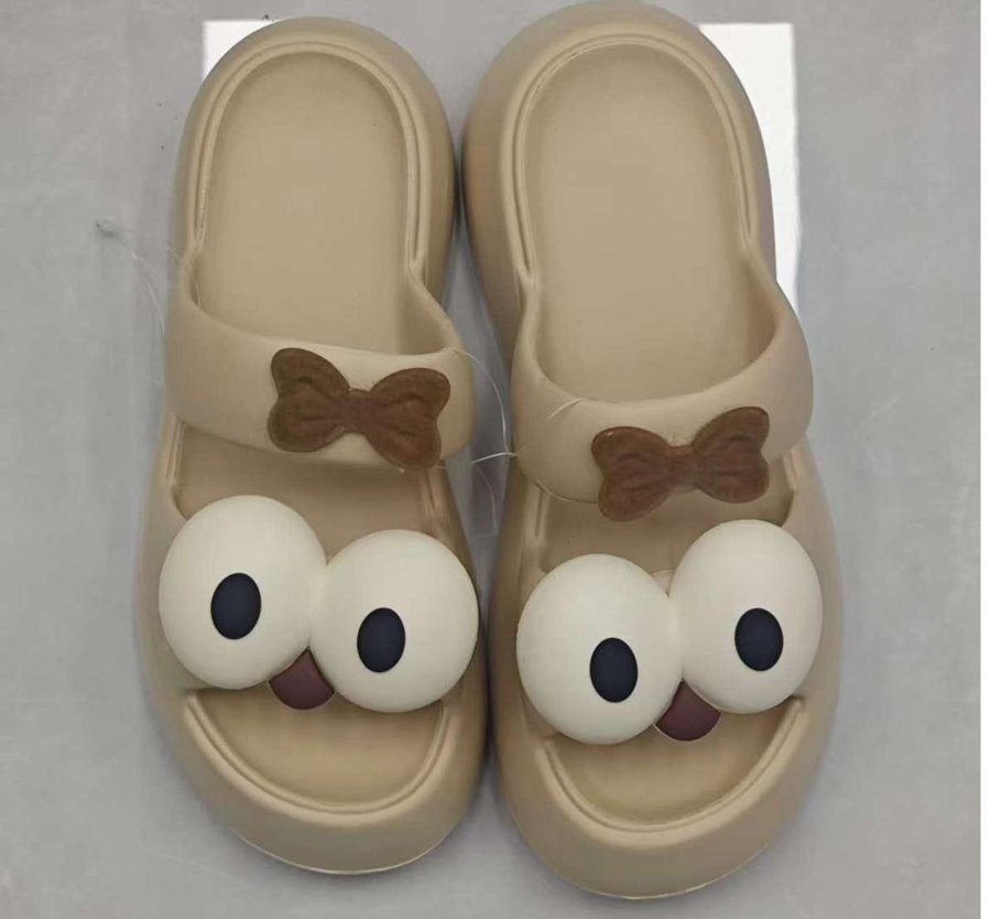 Chaussons Cartoon Grands Yeux